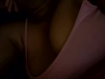 Naylasucklyn Chaturbate stream image from January 03, 2026
