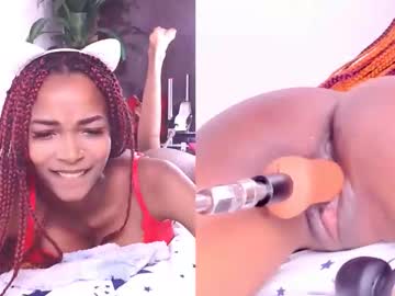 Lunna_Thomson Chaturbate stream image from January 03, 2026