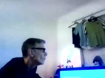 Llinklink2 Chaturbate stream image from January 03, 2026