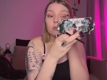 Opheliaritz Chaturbate stream image from January 03, 2026