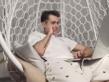 Reeves_Bae Chaturbate stream image from January 03, 2026
