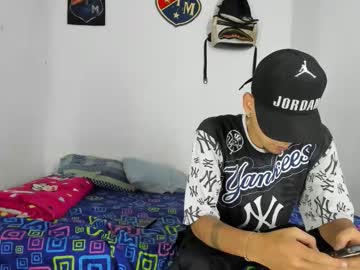 Johan_And_Antonella Chaturbate stream image from January 03, 2026