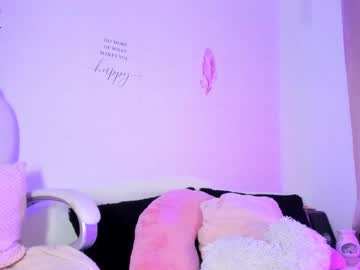 Angiiebylpz Chaturbate stream image from January 04, 2026