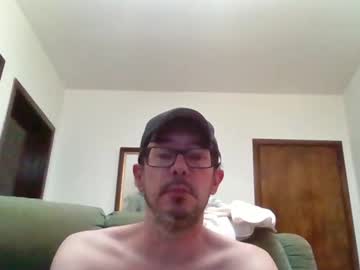 Lukz88bigcock Chaturbate stream image from January 04, 2026
