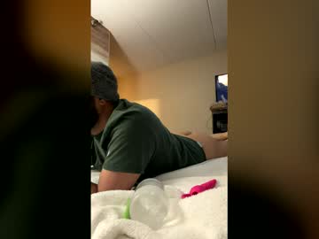 Aty0urservic3 Chaturbate stream image from January 04, 2026