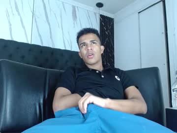 Aston_Vera Chaturbate stream image from January 04, 2026