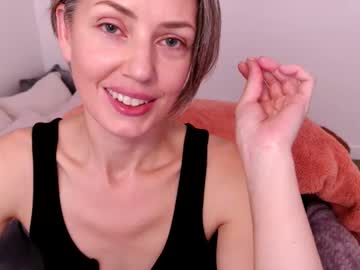 Sarahshevon Chaturbate stream image from January 04, 2026