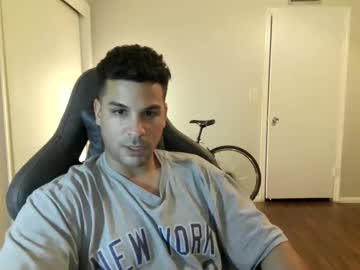 Cpapichulo Chaturbate stream image from January 04, 2026