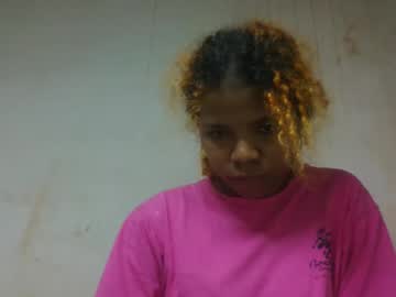 Ravomamy Chaturbate stream image from January 04, 2026