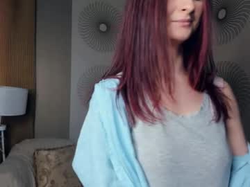 Charlottefly Chaturbate stream image from January 04, 2026