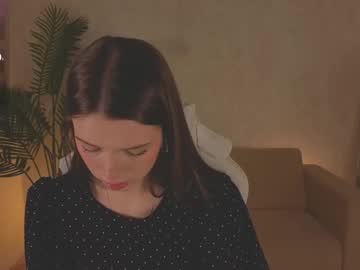 Ellya_Me Chaturbate stream image from January 04, 2026