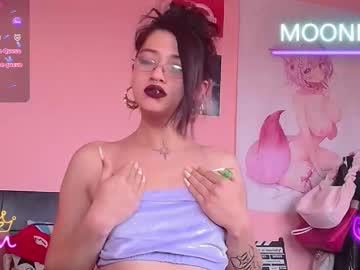 Moonfiredance Chaturbate stream image from January 04, 2026