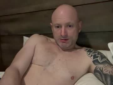 Straighttemptation Chaturbate stream image from January 04, 2026