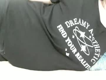 Itsfoxxy Chaturbate stream image from January 04, 2026