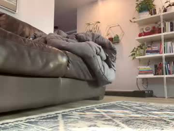 Sarahlampo Chaturbate stream image from January 04, 2026