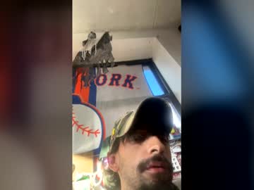 Nikogigiii Chaturbate stream image from January 04, 2026