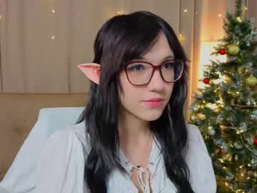 Chiquitabures Chaturbate stream image from January 04, 2026
