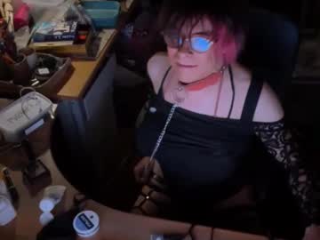 Emmacd011 Chaturbate stream image from January 04, 2026