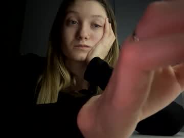 Silverxkitty Chaturbate stream image from January 04, 2026