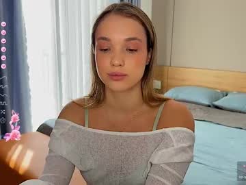 Evielina Chaturbate stream image from January 05, 2026