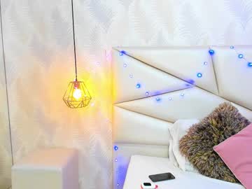 Laurettedela_Roux Chaturbate stream image from January 05, 2026
