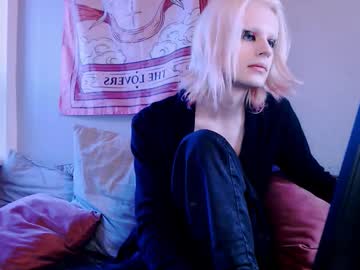 Alien_Bella Chaturbate stream image from January 05, 2026