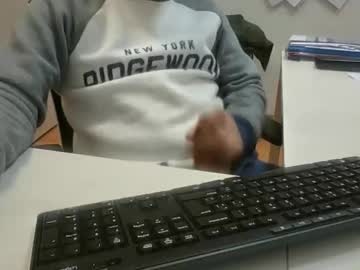 Aragoin Chaturbate stream image from January 05, 2026