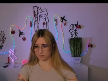 Alice__Blond Chaturbate stream image from January 05, 2026
