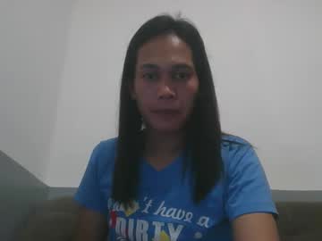 Fuckingmonna Chaturbate stream image from January 05, 2026
