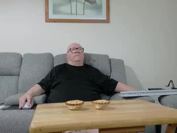 Cockneymack51 Chaturbate stream image from January 05, 2026