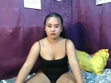 Creamcarra Chaturbate stream image from January 05, 2026