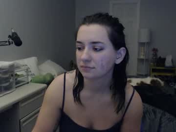 Heyitspiper Chaturbate stream image from January 06, 2026