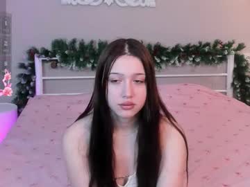 Luxmeltmoon Chaturbate stream image from January 06, 2026