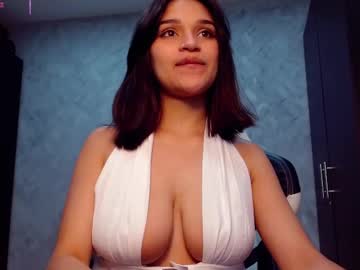 Roxxi_2110 stream image from January 06, 2026