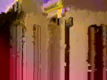Showmewe Chaturbate stream image from January 06, 2026