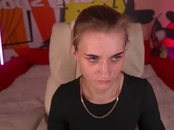Diamondnina Chaturbate stream image from January 06, 2026