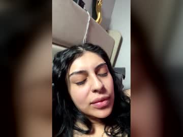 Thickerthanyobitch Chaturbate stream image from January 06, 2026