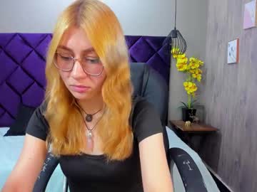 Chloecampbell03 Chaturbate stream image from January 06, 2026