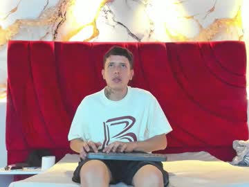Esteban_2102 Chaturbate stream image from January 06, 2026