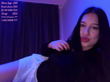 Delly_Love Chaturbate stream image from January 06, 2026
