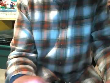 Mikeb3200 Chaturbate stream image from January 07, 2026