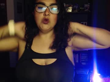 Nina_Moonbeam Chaturbate stream image from January 07, 2026