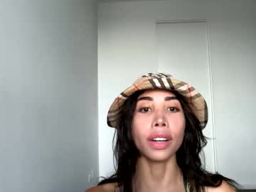 Miakoo33 Chaturbate stream image from January 07, 2026