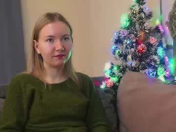 Yuricazel Chaturbate stream image from January 07, 2026