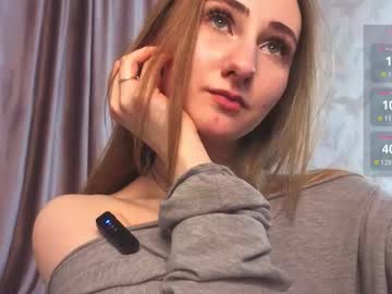 Emilka_Milka Chaturbate stream image from January 07, 2026