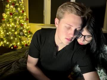 Love4couple Chaturbate stream image from January 07, 2026
