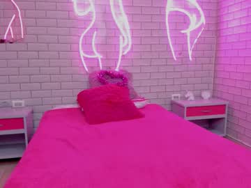 Roxy_Pocket Chaturbate stream image from January 07, 2026