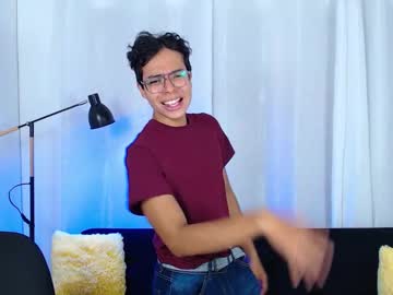 Samcums18 Chaturbate stream image from January 07, 2026