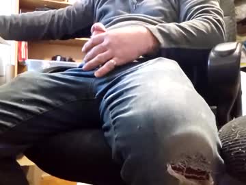 Bartender3127 Chaturbate stream image from January 07, 2026