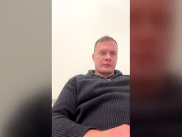Littlemi_Bigd Chaturbate stream image from January 07, 2026
